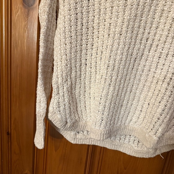 American Eagle sweater - Picture 2 of 4